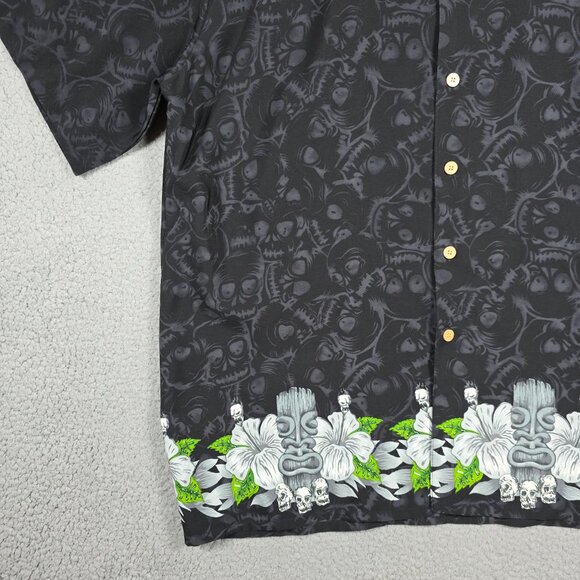 Vintage Shirt Mens Large Black Floral Baggy Loose Xtreme Gear Y2K Skulls NWT - Picture 4 of 15